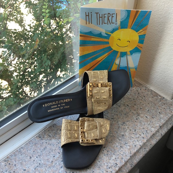 DONALD J. PLINER WOMENS SANDALS SIZE 5 M - Picture 2 of 11